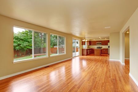 Vinyl Plank Flooring vs. Laminate in Florida Homes: Which Holds Up Better?